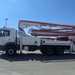 Used Concrete mobile pump Putzmeister M32