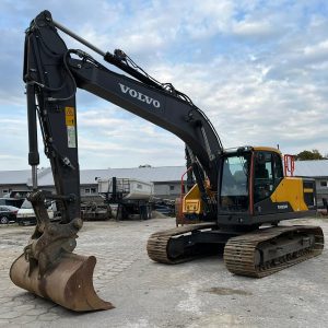 Escavatore cingolato usato Volvo EC220El