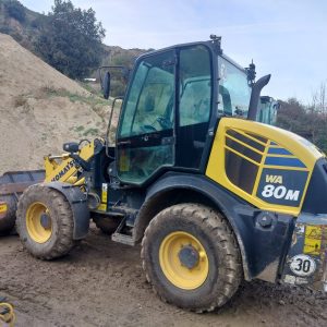Chargeuse sur pneus Komatsu WA 80M